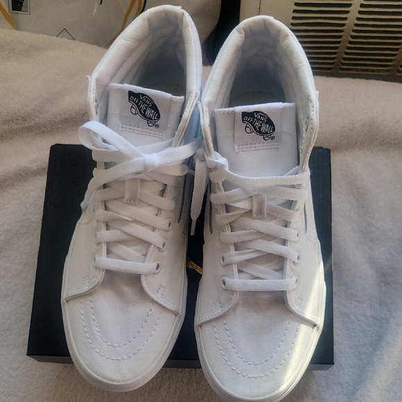 Vans Unisex High-Top Sneakers - Classic White Men Sz7 Women 8.5 - Picture 3 of 7